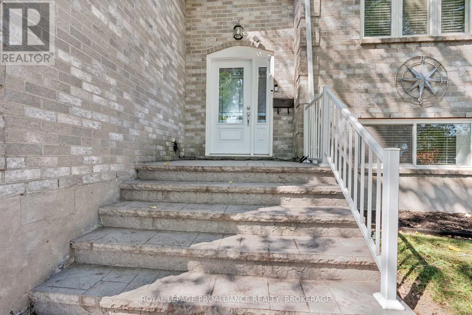 50 DAVEY CRESCENT