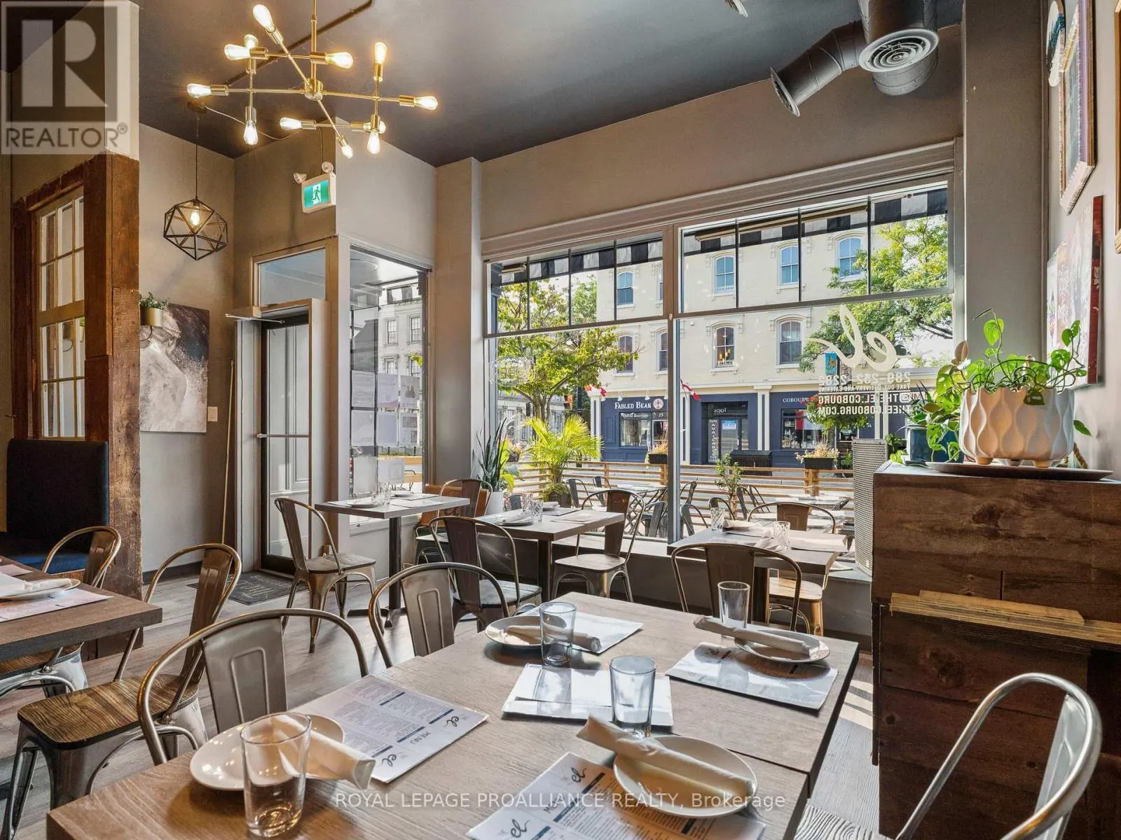 74 KING STREET W