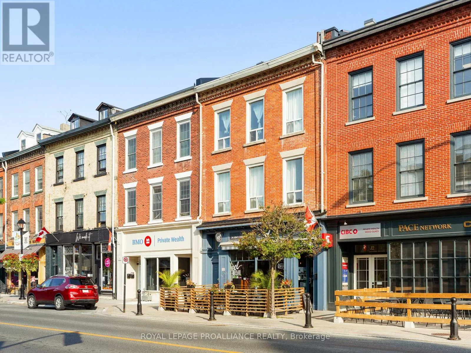 74 KING STREET W