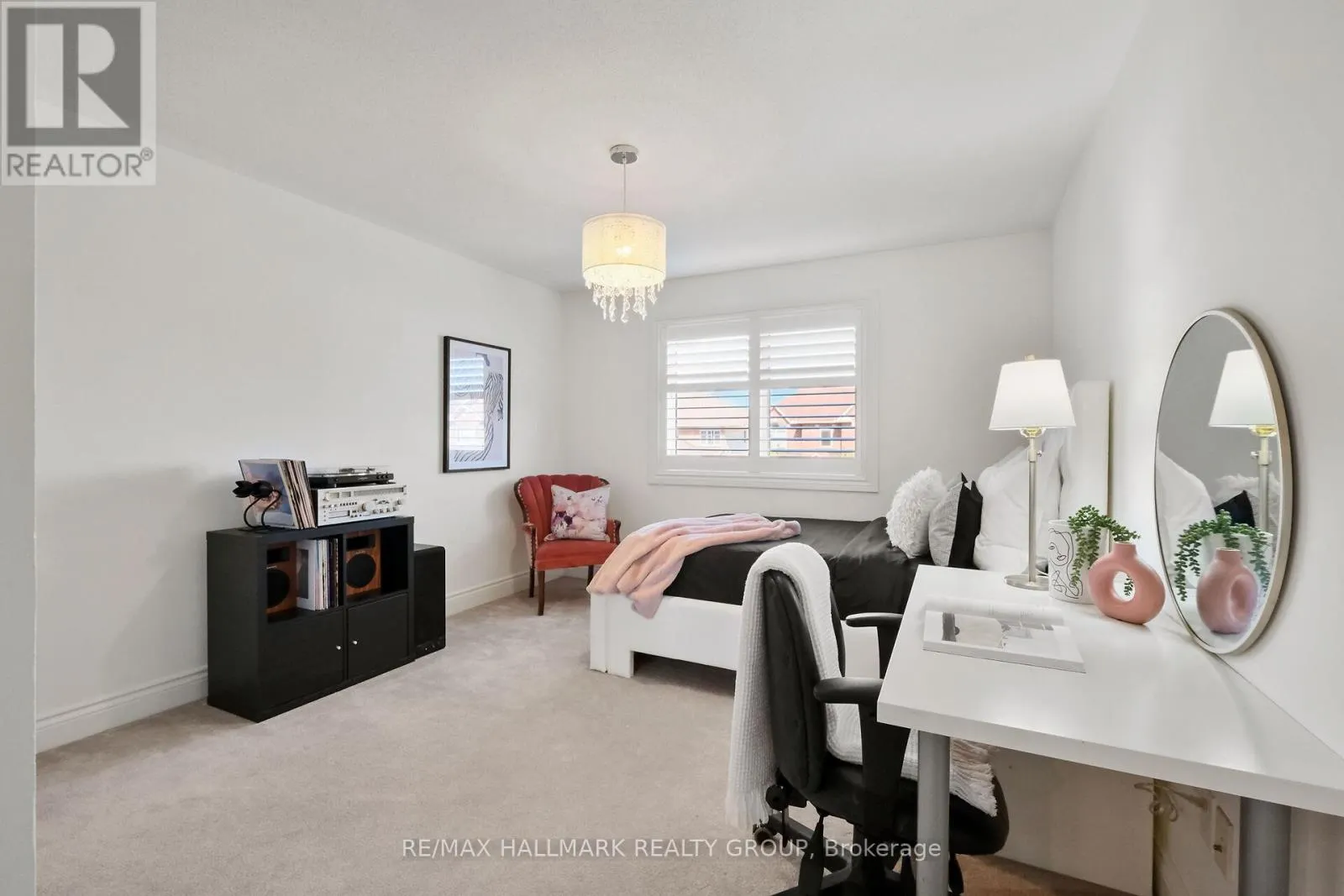 444 FRANK CAULEY WAY