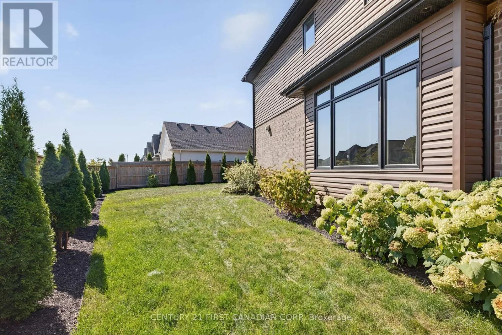 703 ZAIFMAN CIRCLE