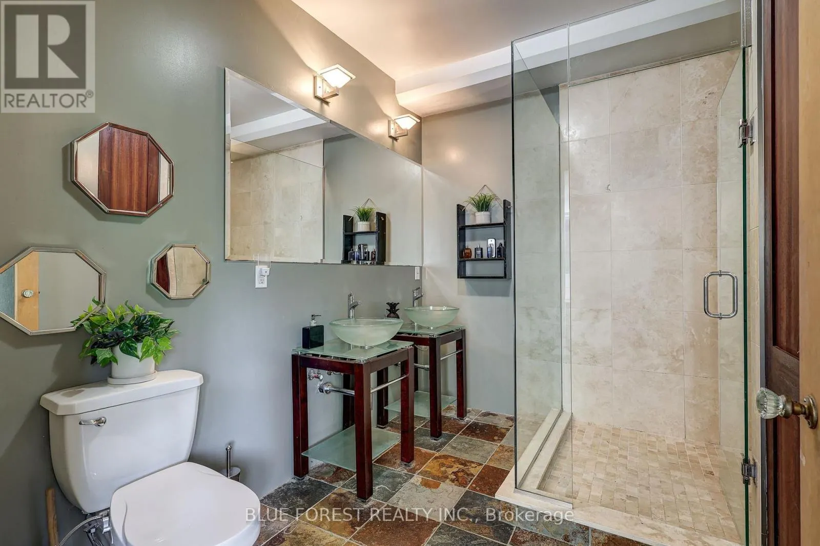 800 SPRINGBANK DRIVE