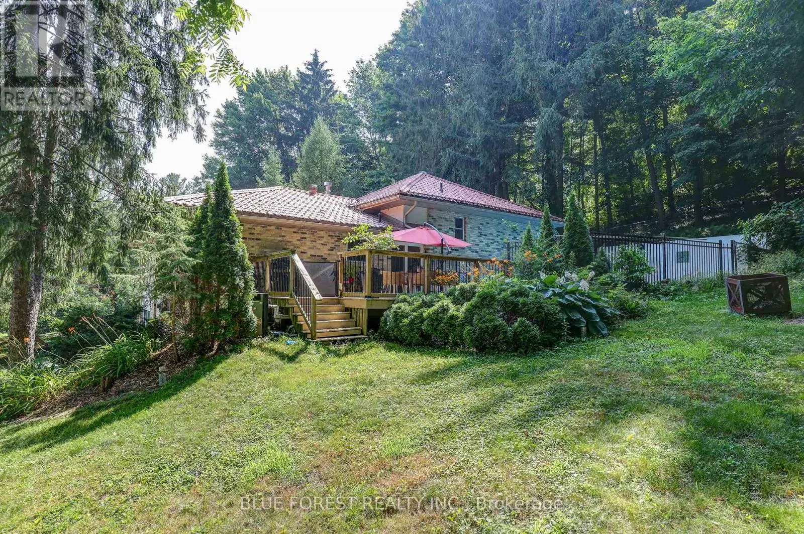 800 SPRINGBANK DRIVE