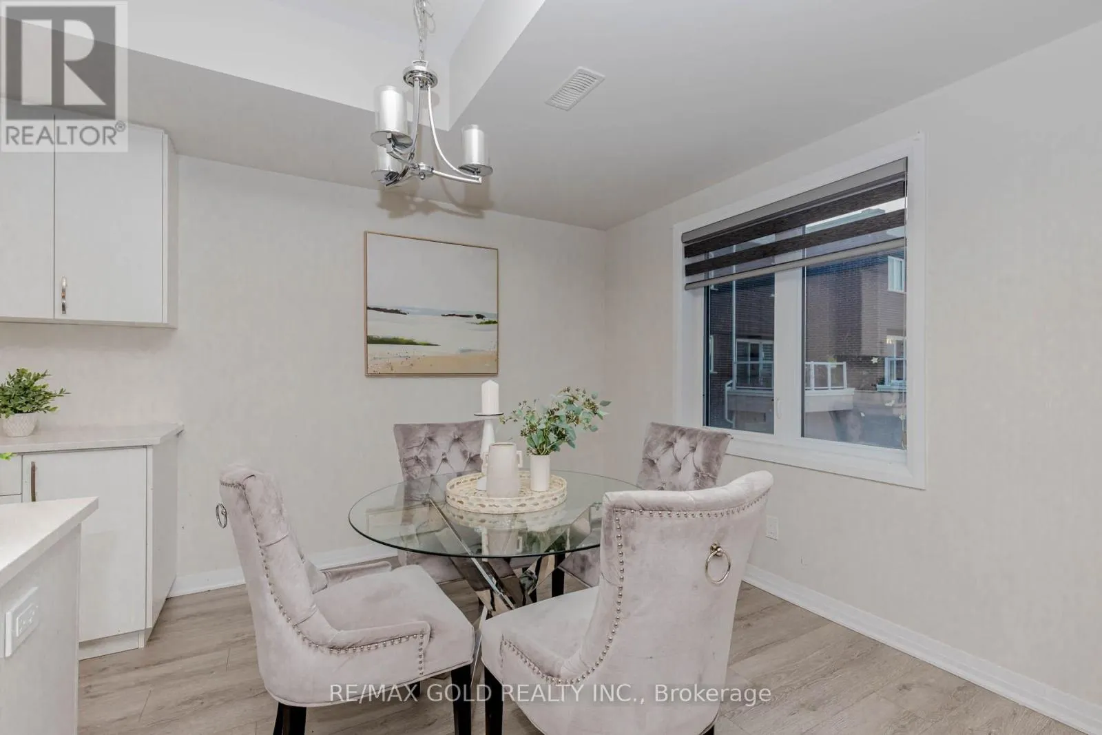 3 - 124 SEABROOK DRIVE