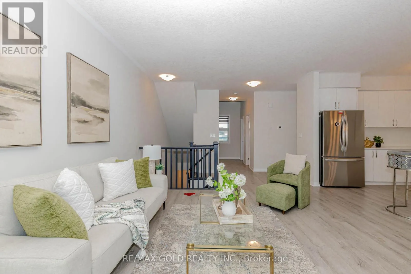 3 - 124 SEABROOK DRIVE