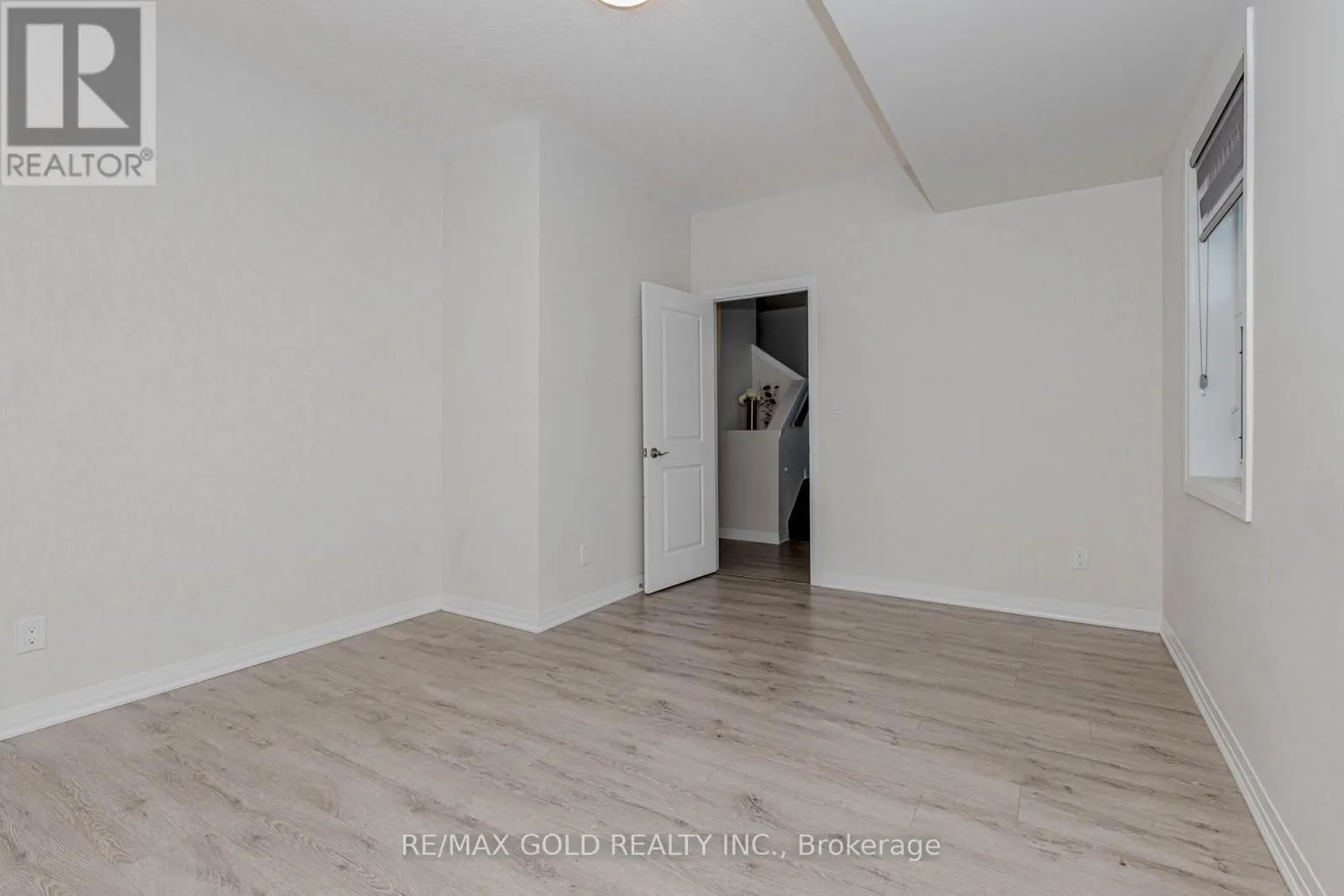 3 - 124 SEABROOK DRIVE