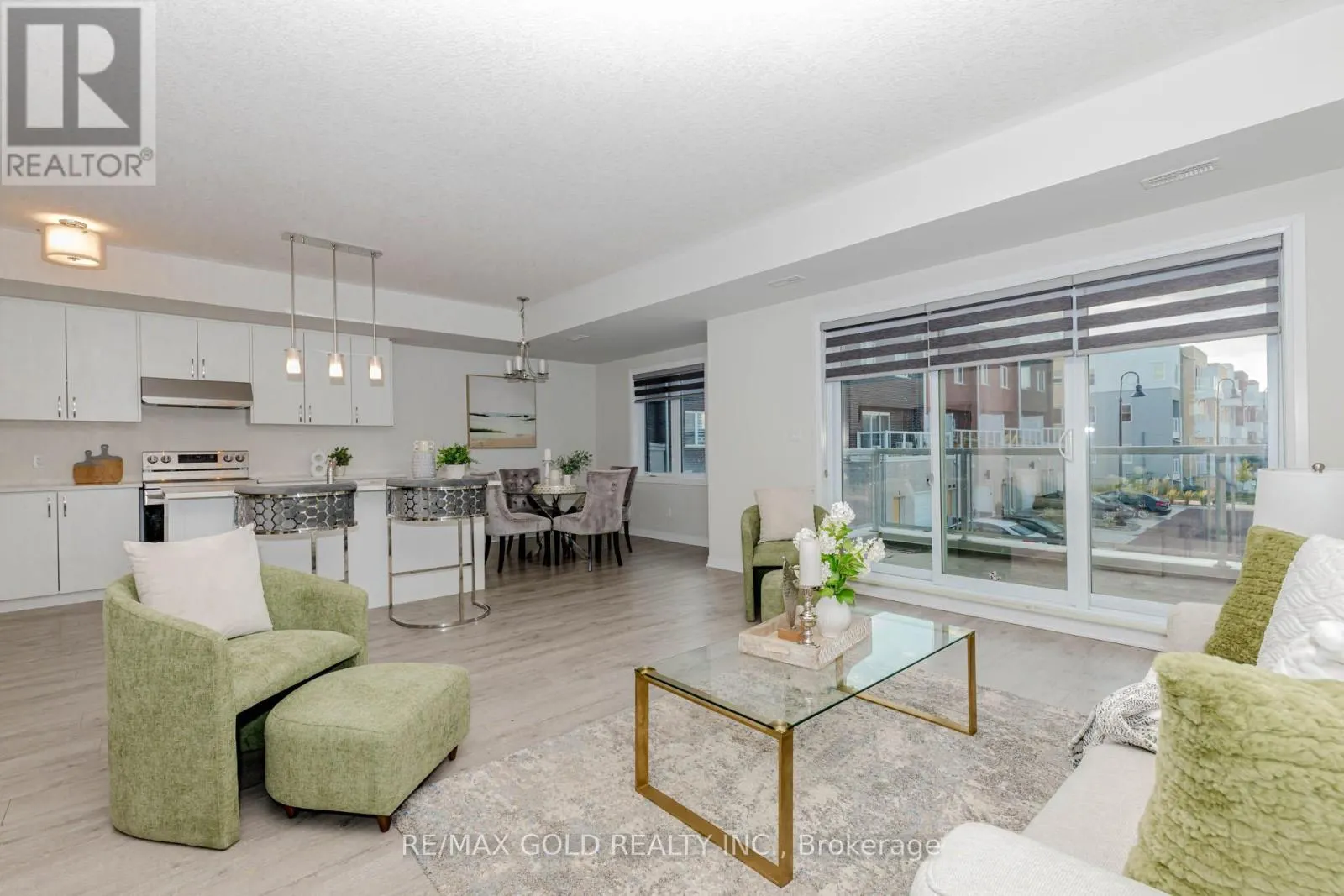 3 - 124 SEABROOK DRIVE