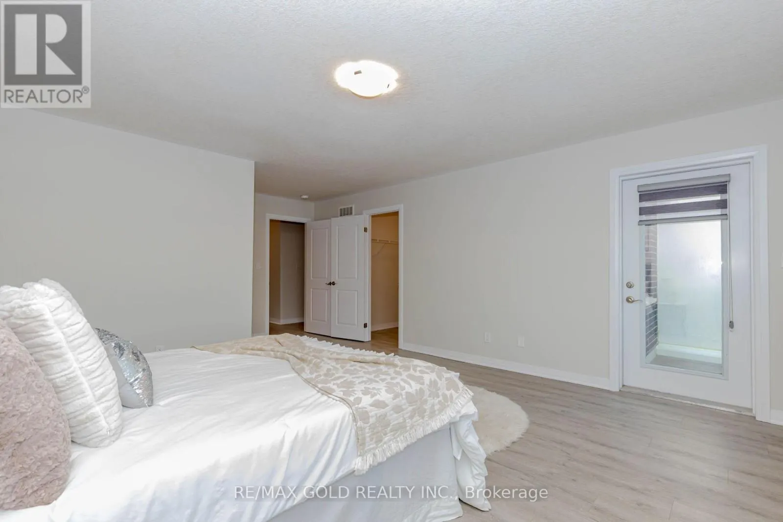 3 - 124 SEABROOK DRIVE