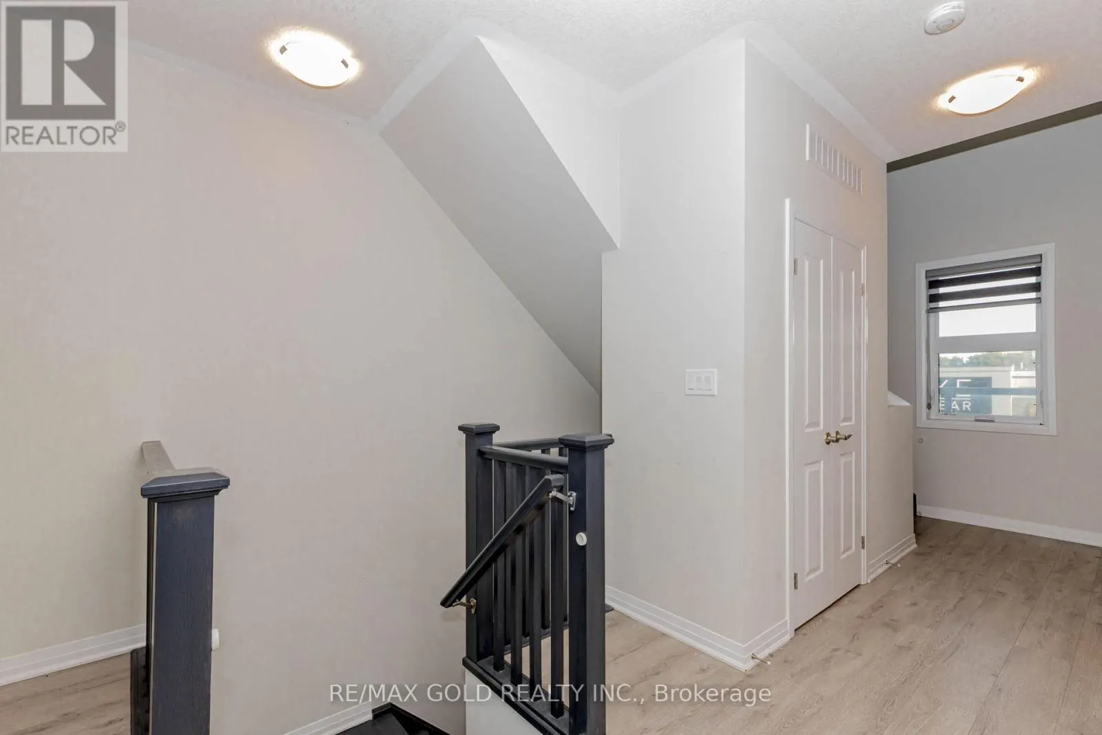 3 - 124 SEABROOK DRIVE