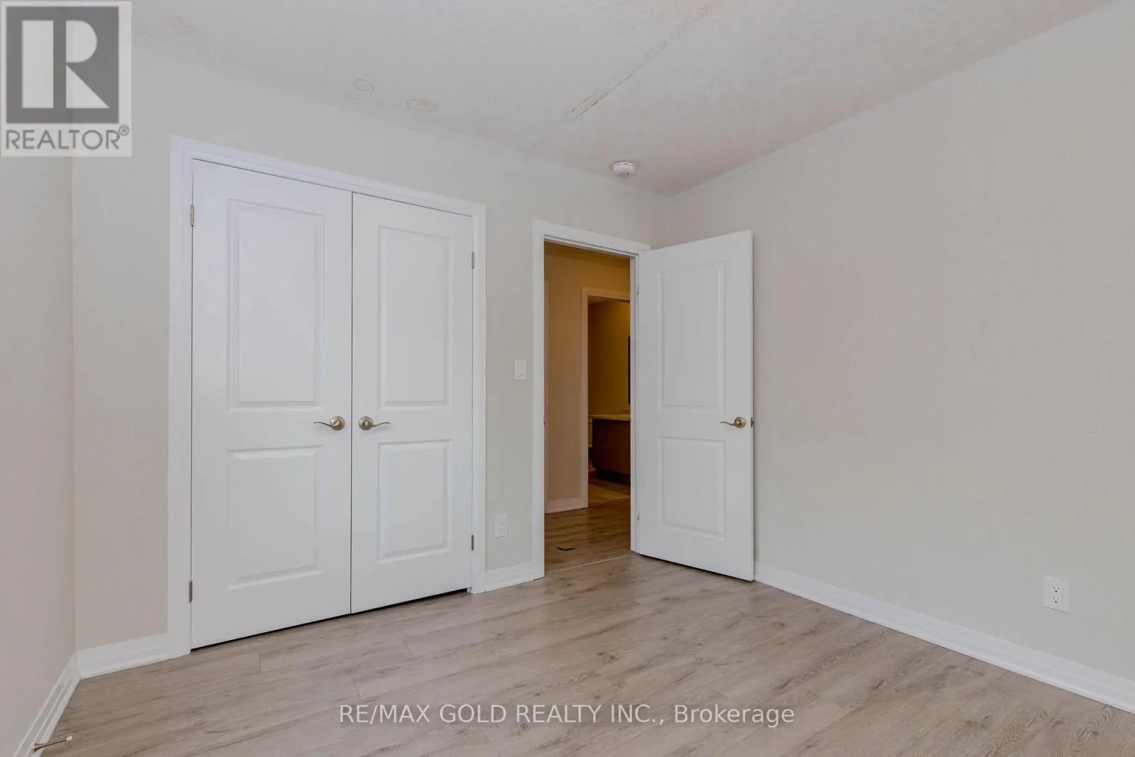 3 - 124 SEABROOK DRIVE