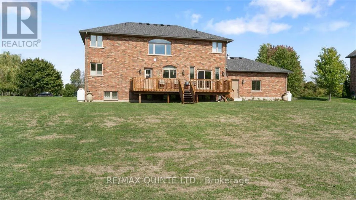 39 DEERFIELD COURT