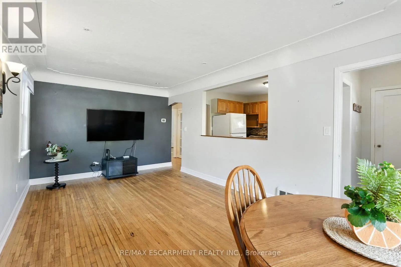 261 EAST 14TH STREET