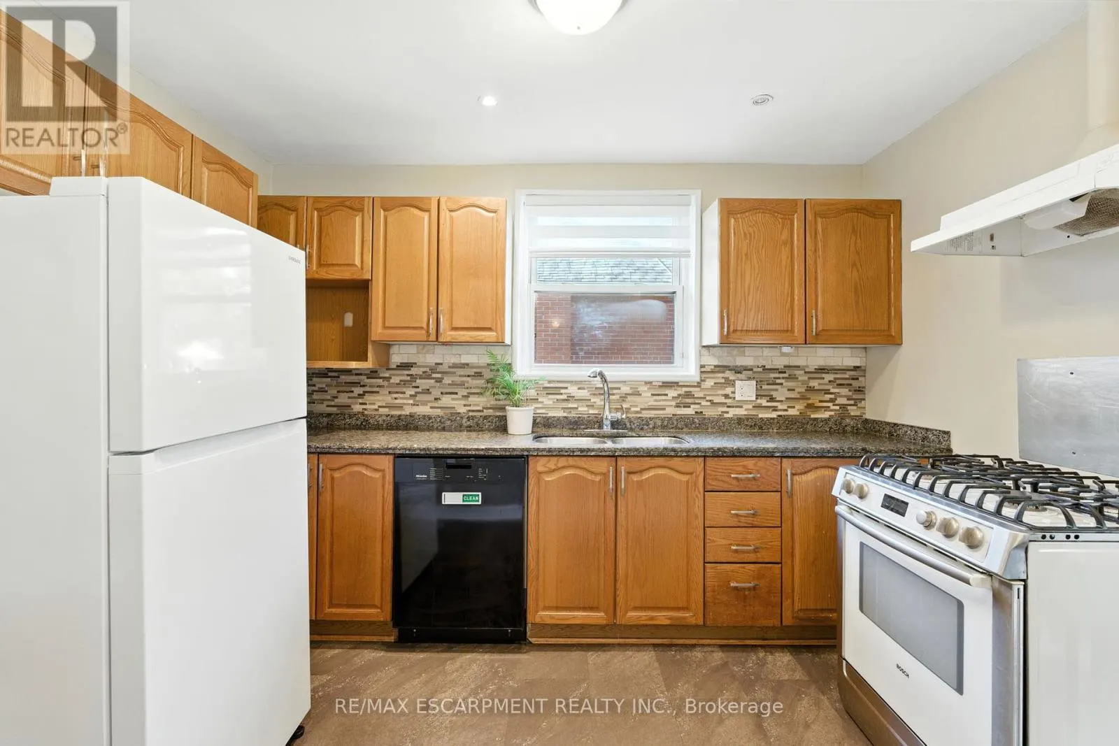 261 EAST 14TH STREET