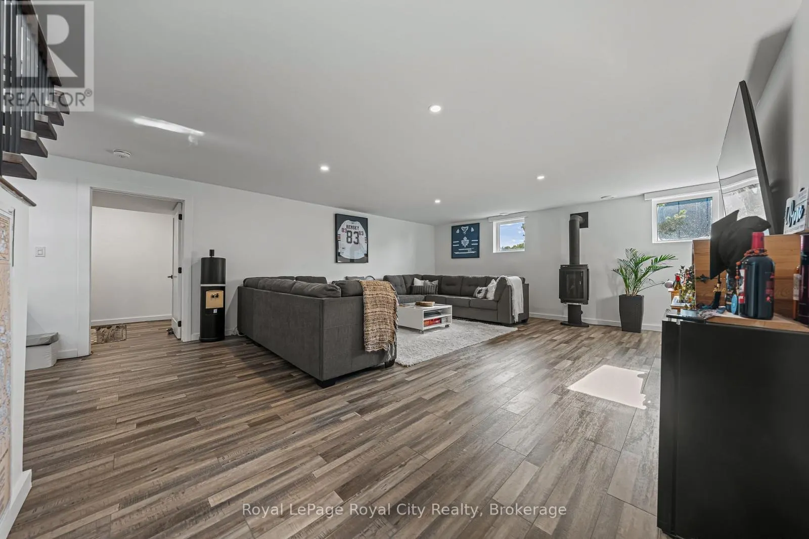 103 UGOVSEK CRESCENT