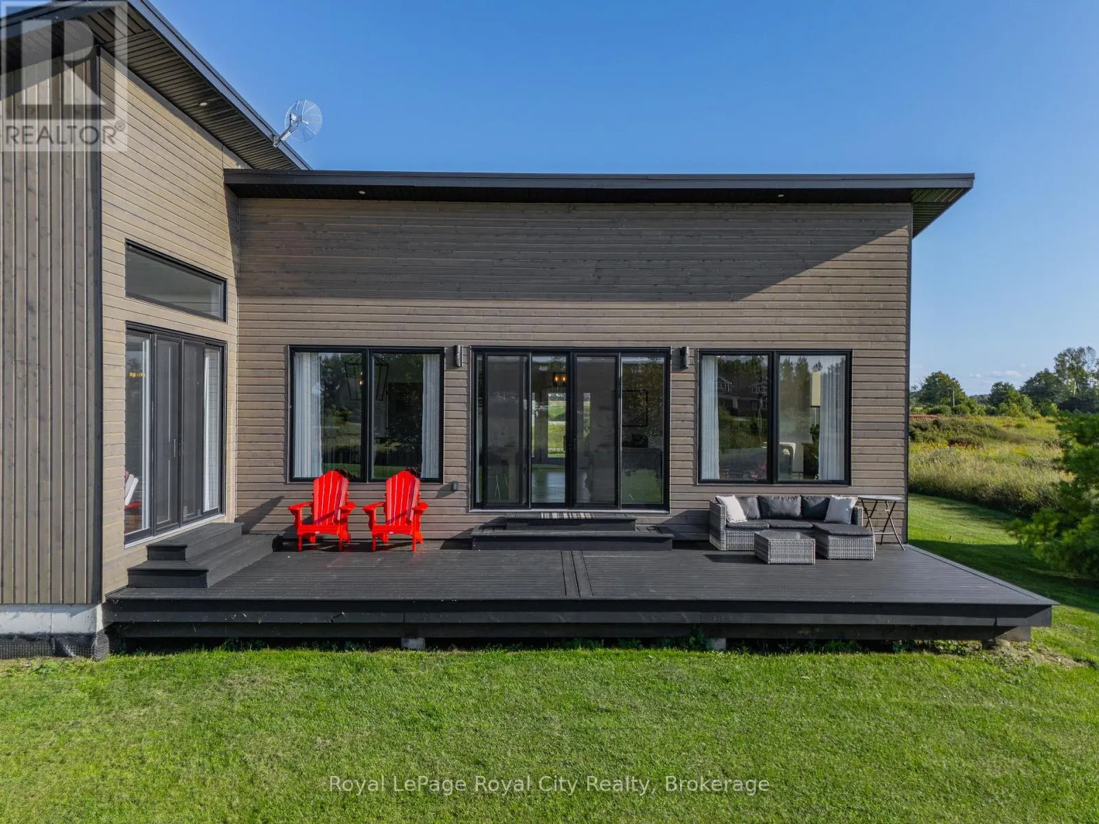 103 UGOVSEK CRESCENT