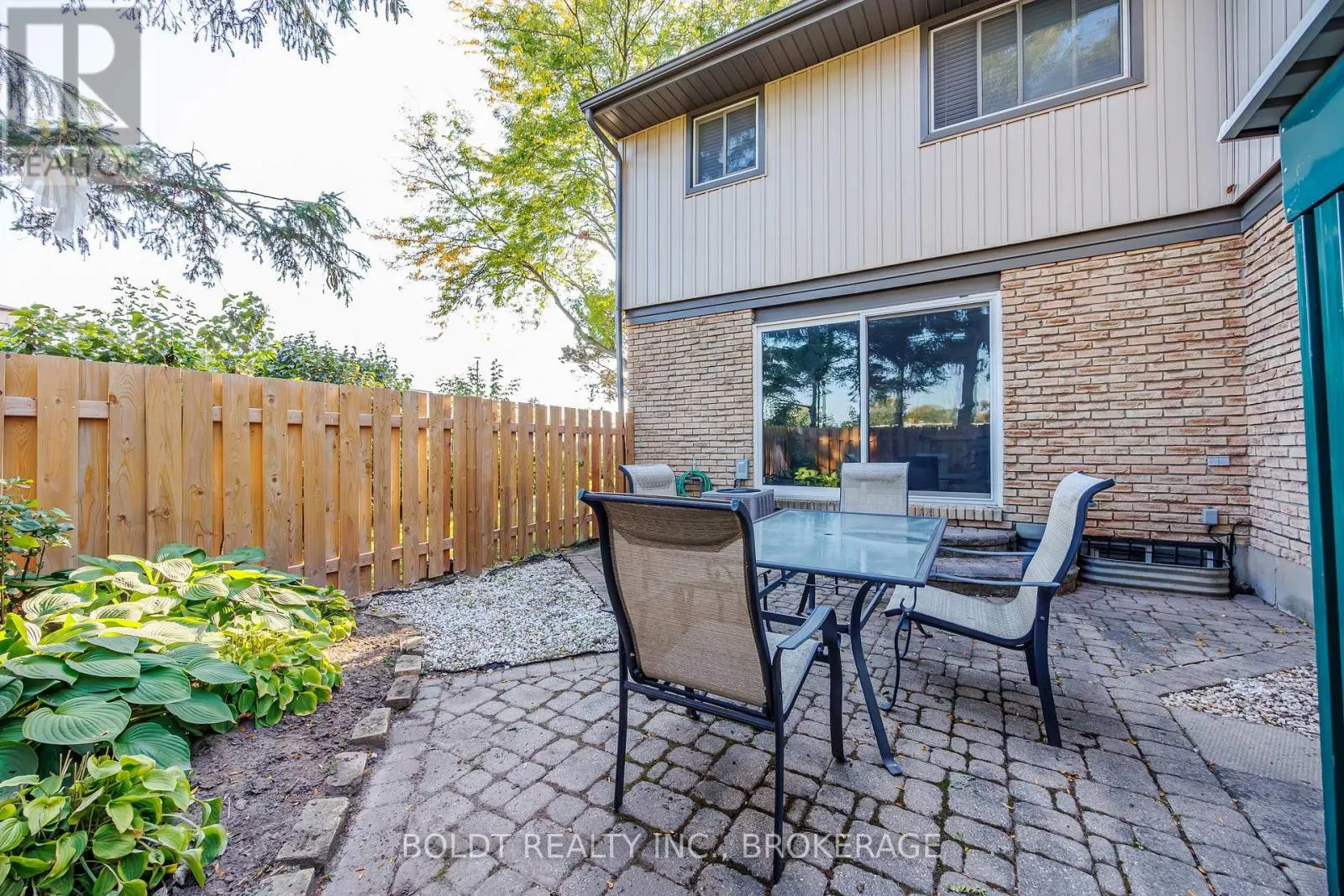 27 - 302 VINE STREET, #27