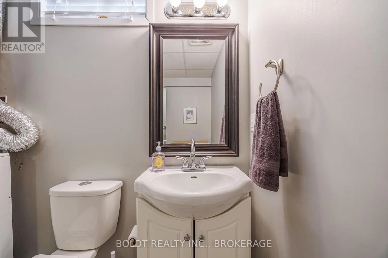 27 - 302 VINE STREET, #27