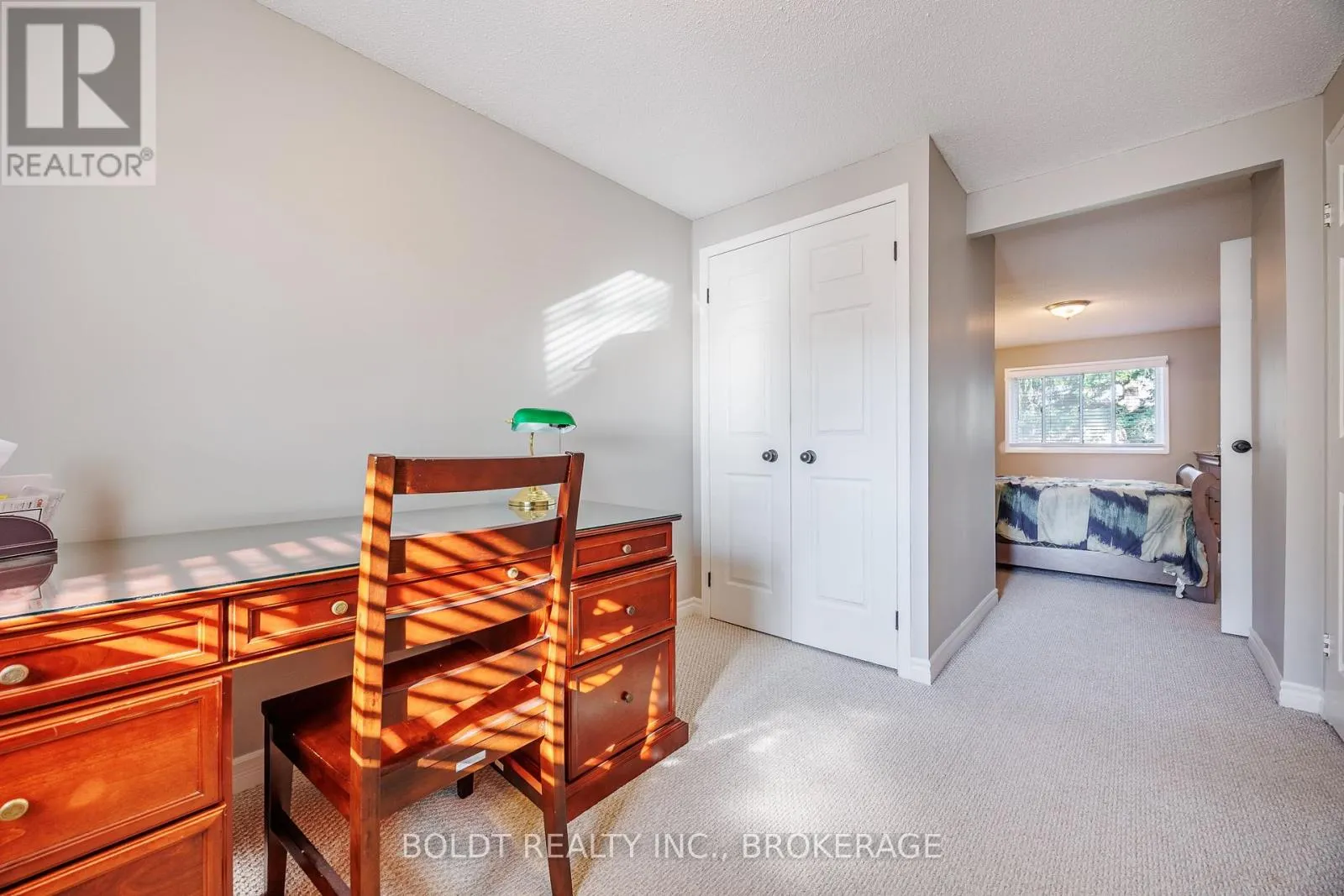 27 - 302 VINE STREET, #27