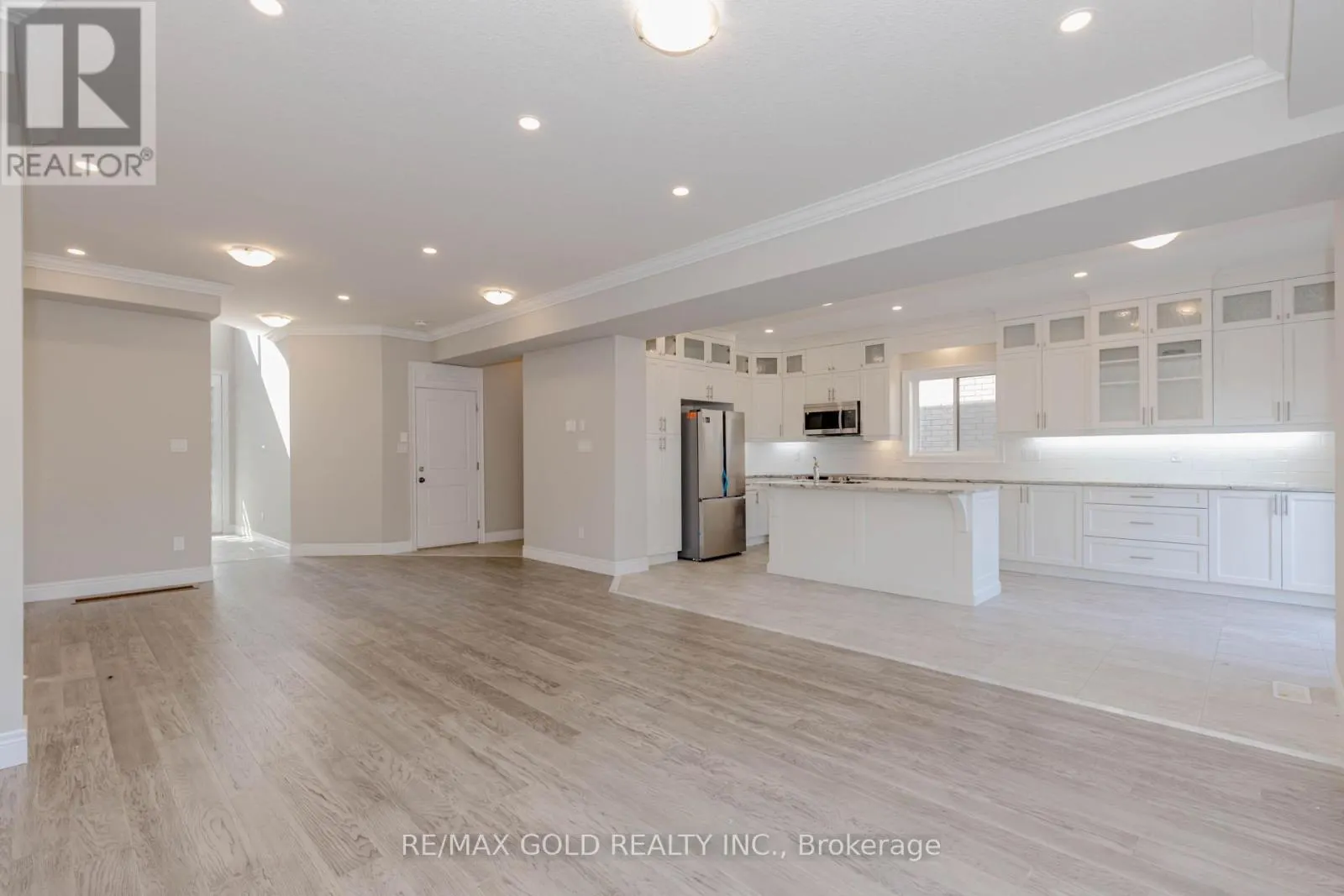 61 ELEANOR AVENUE