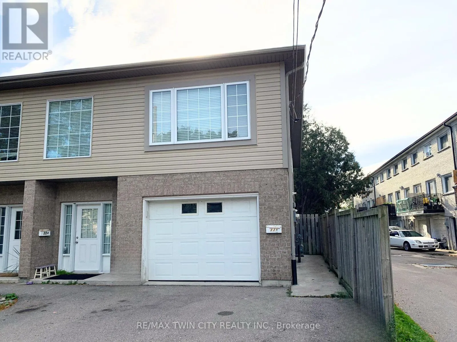 77A FLORENCE AVENUE
