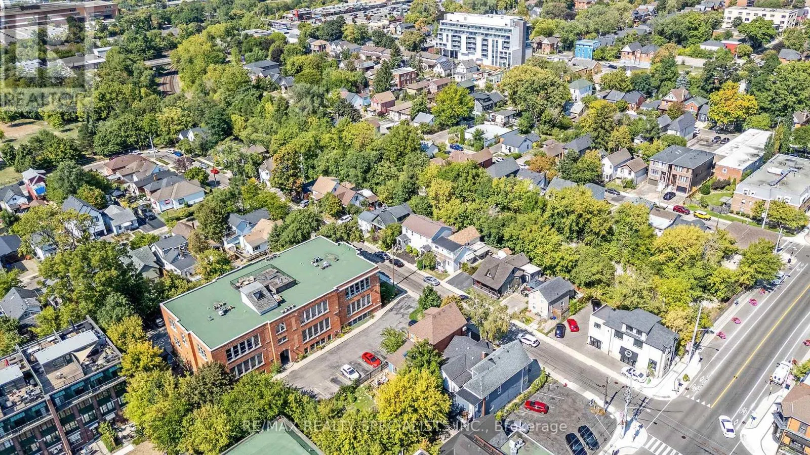 356 HUNTER STREET W