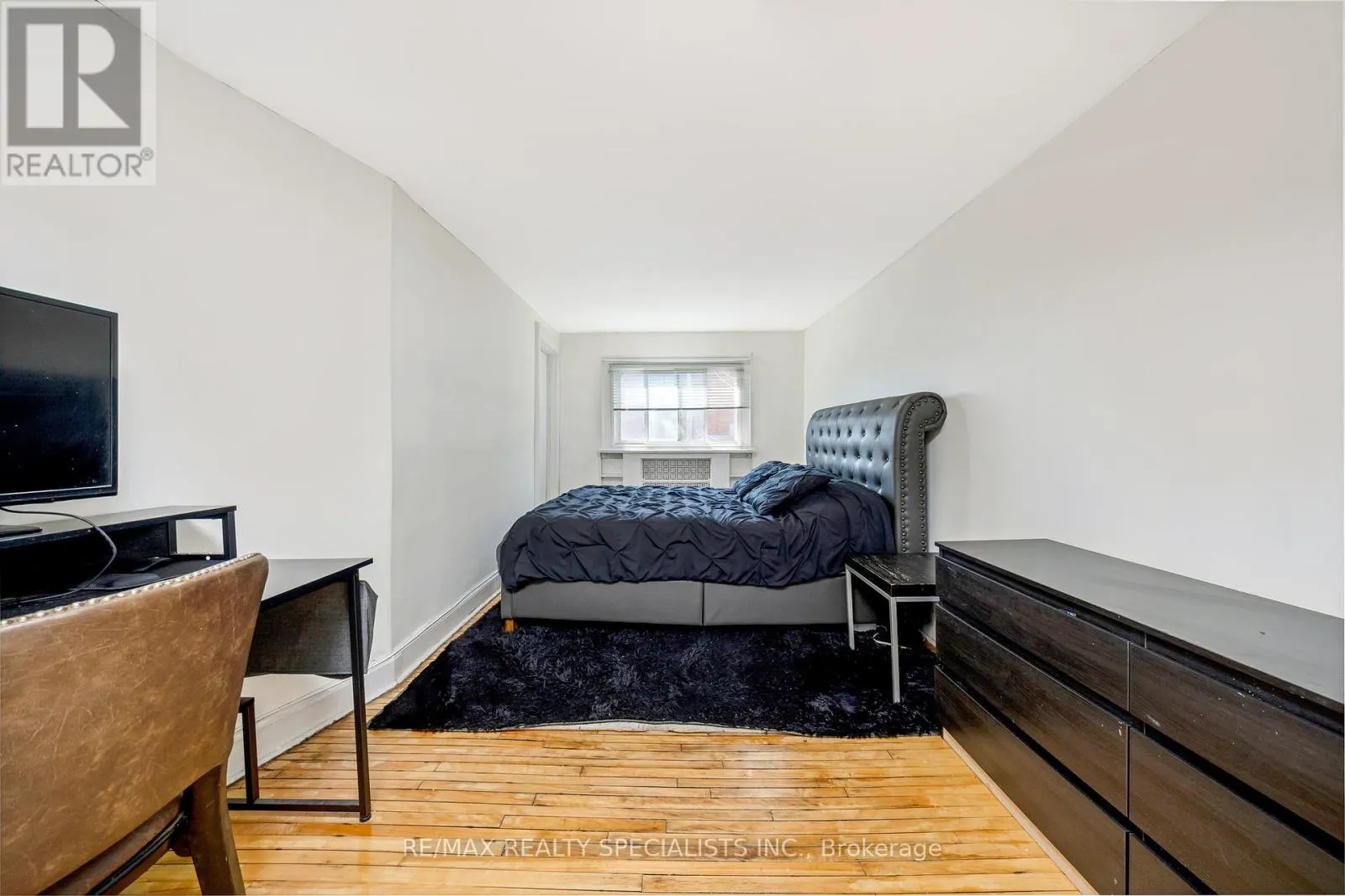 356 HUNTER STREET W
