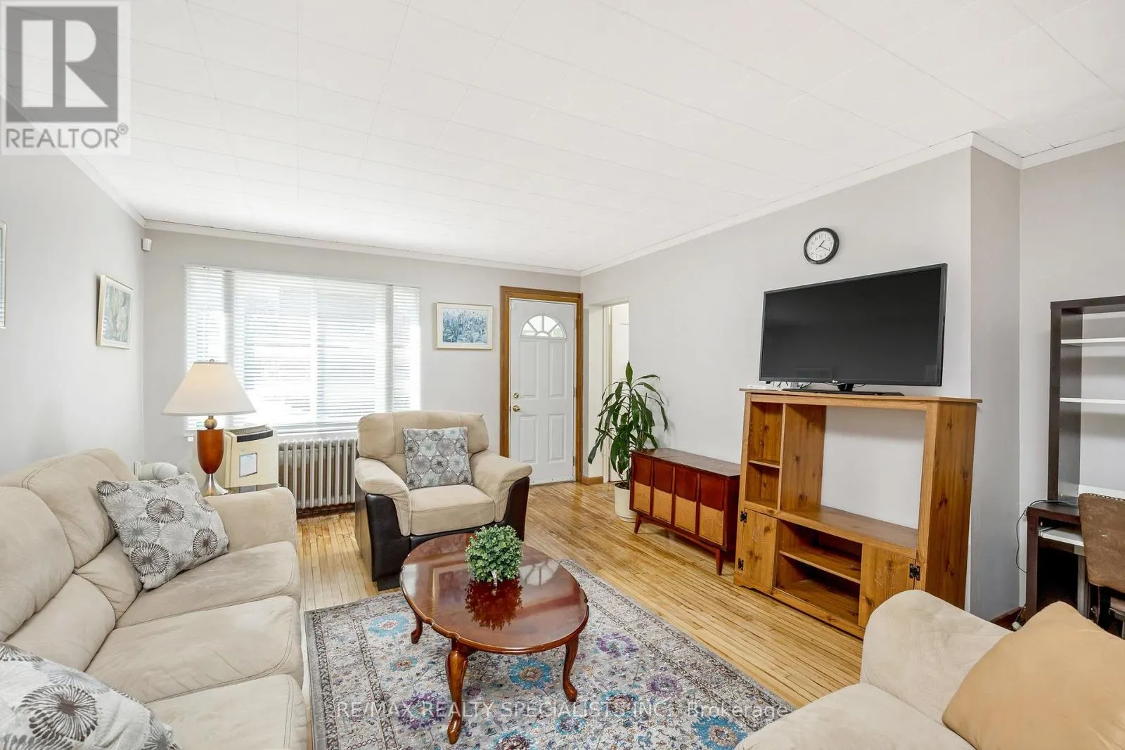 356 HUNTER STREET W