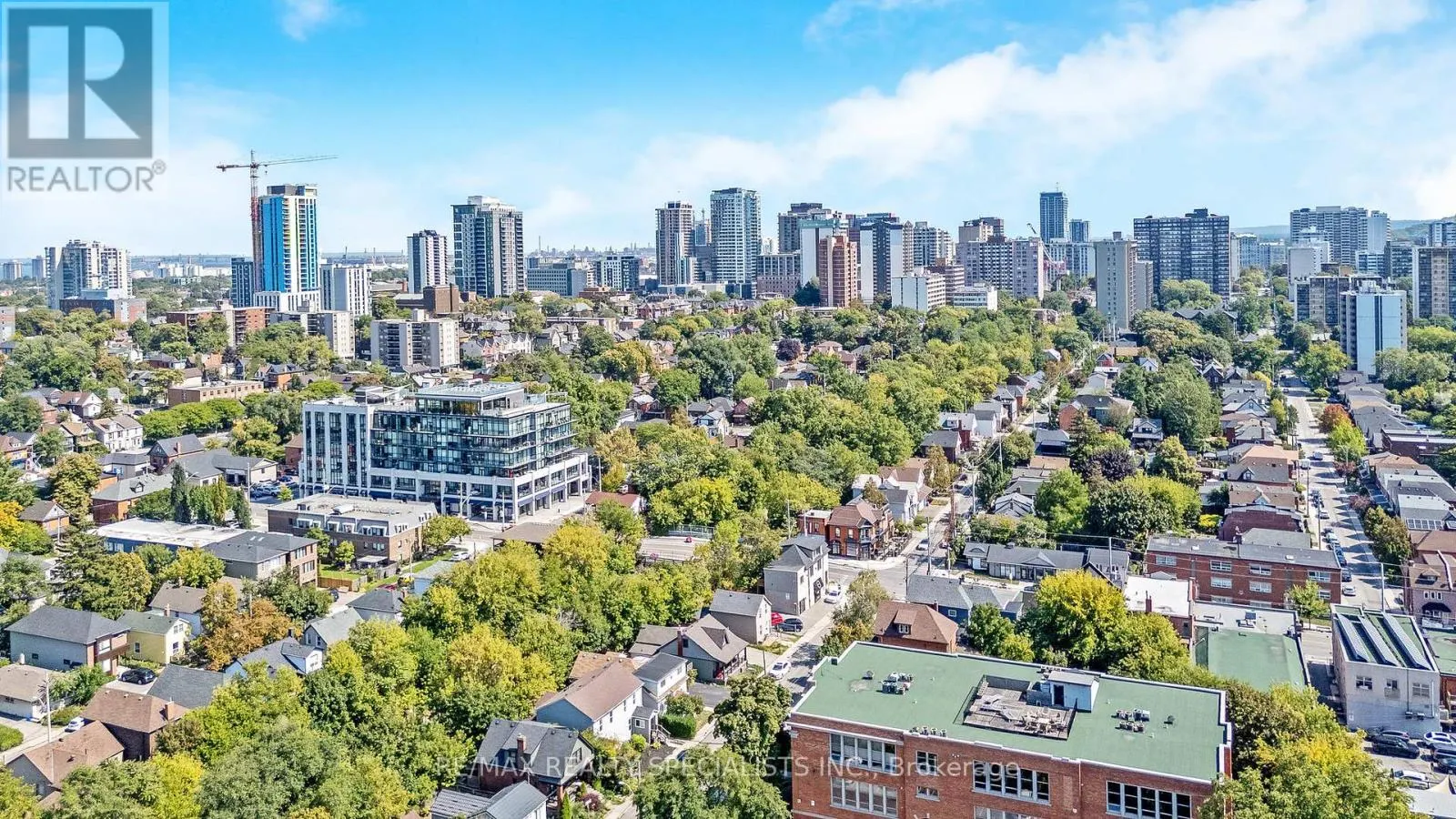 356 HUNTER STREET W