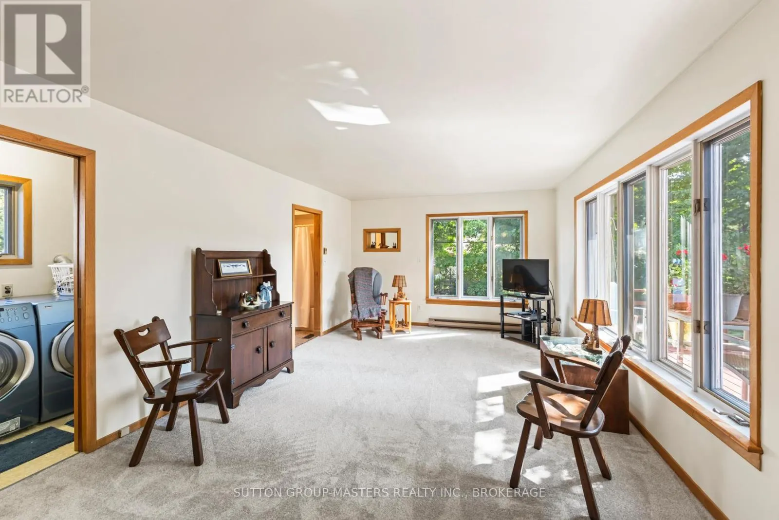 396 ROOSEVELT DRIVE