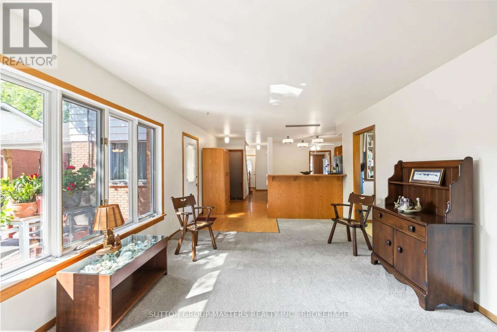 396 ROOSEVELT DRIVE