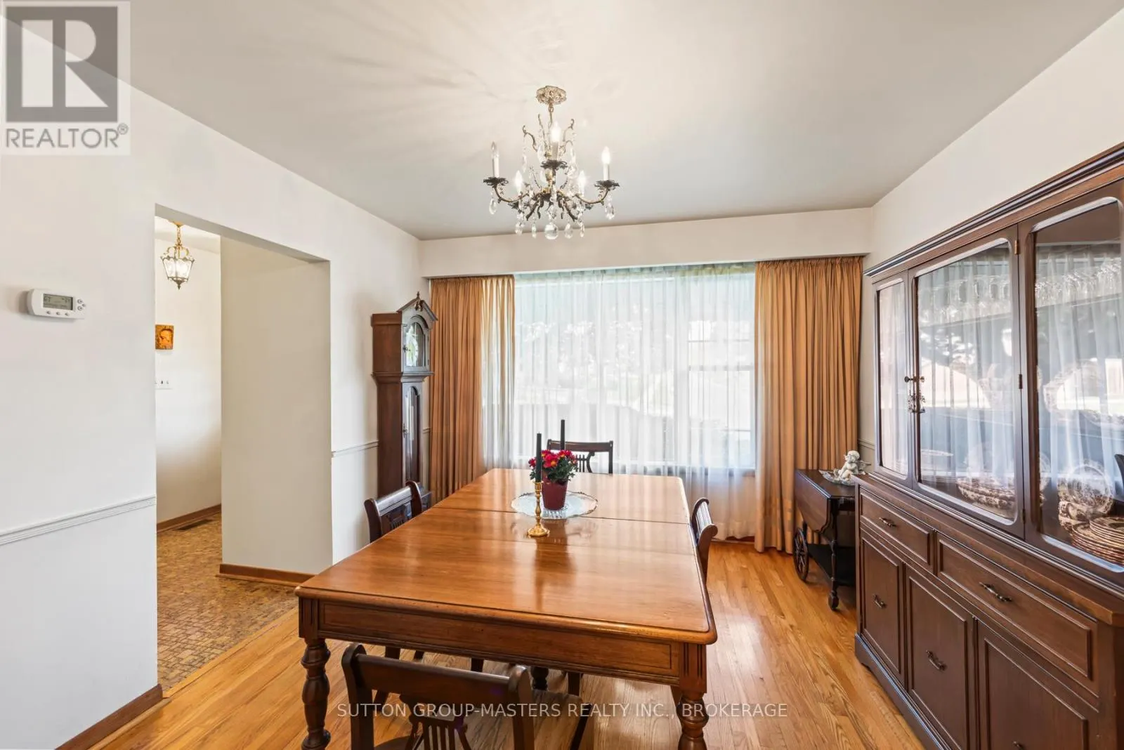 396 ROOSEVELT DRIVE