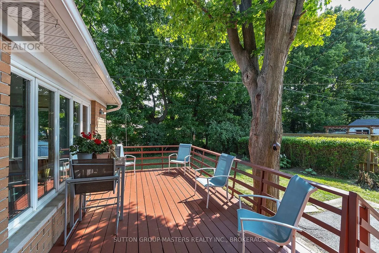 396 ROOSEVELT DRIVE
