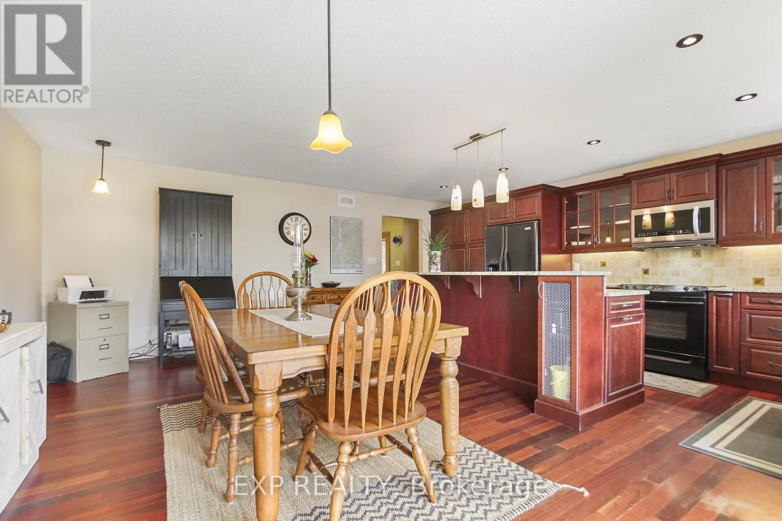 2186 CLYDE LAKE ROAD