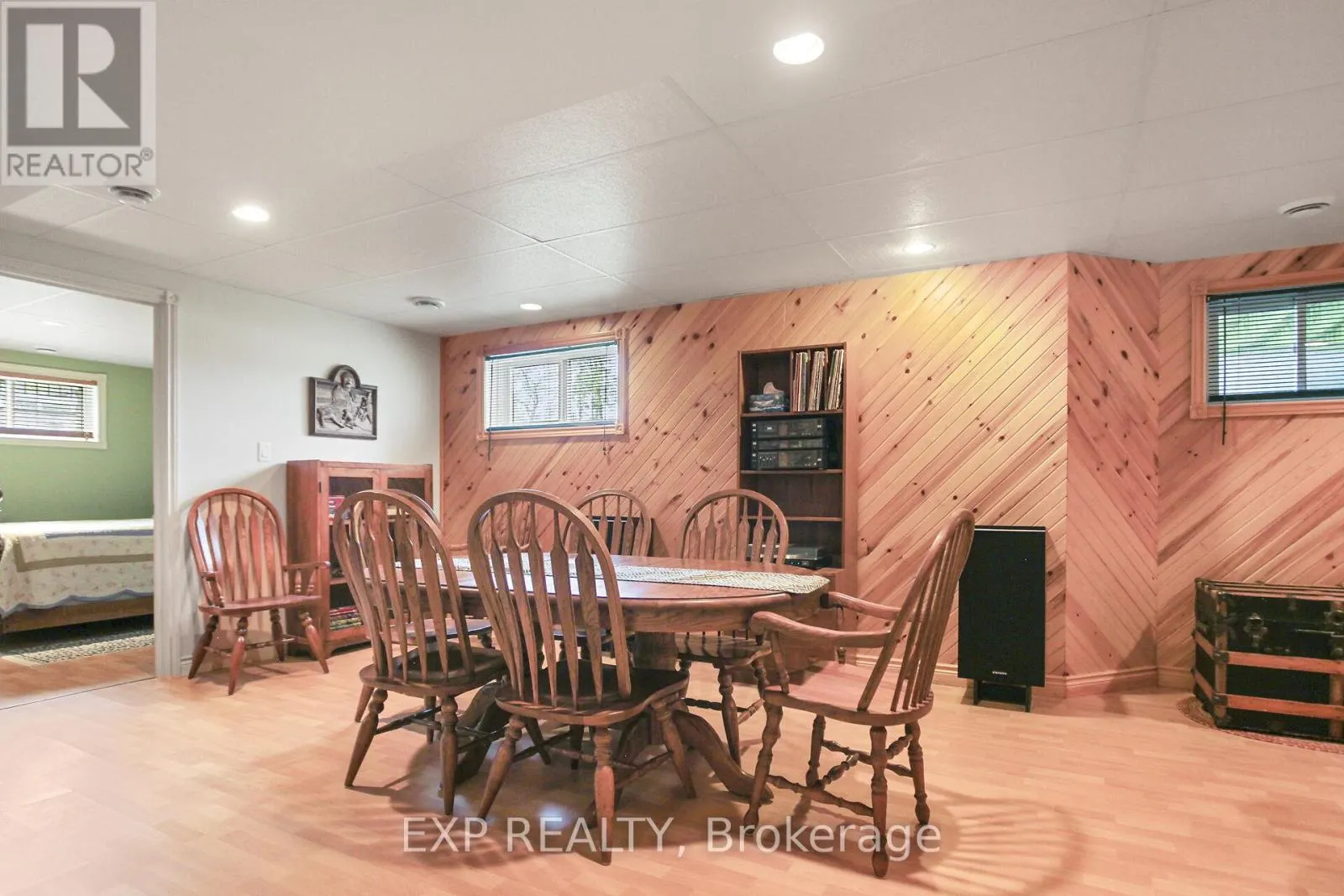 2186 CLYDE LAKE ROAD