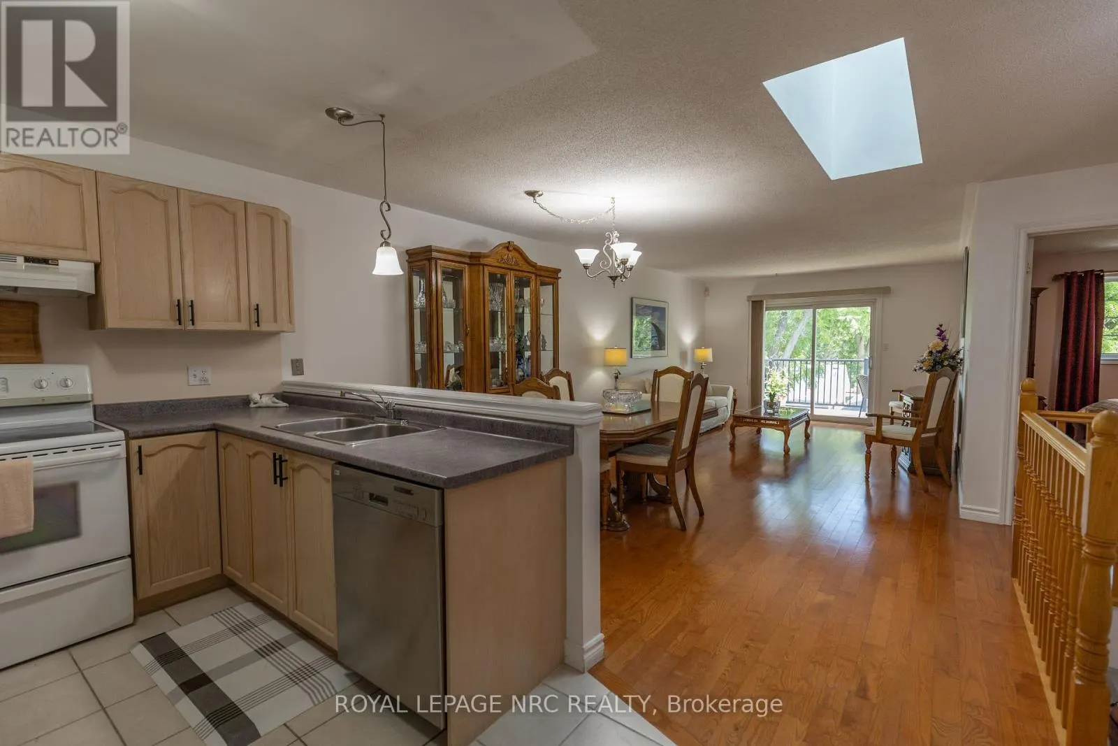 5 KINSMAN COURT