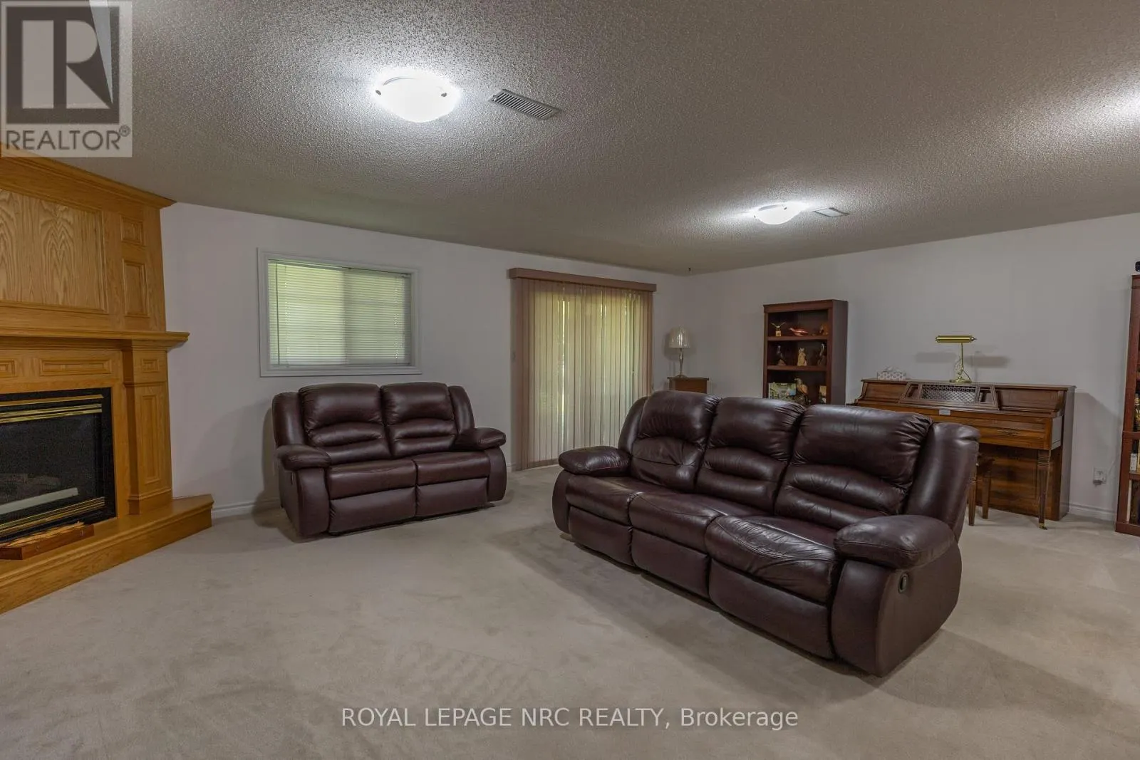 5 KINSMAN COURT