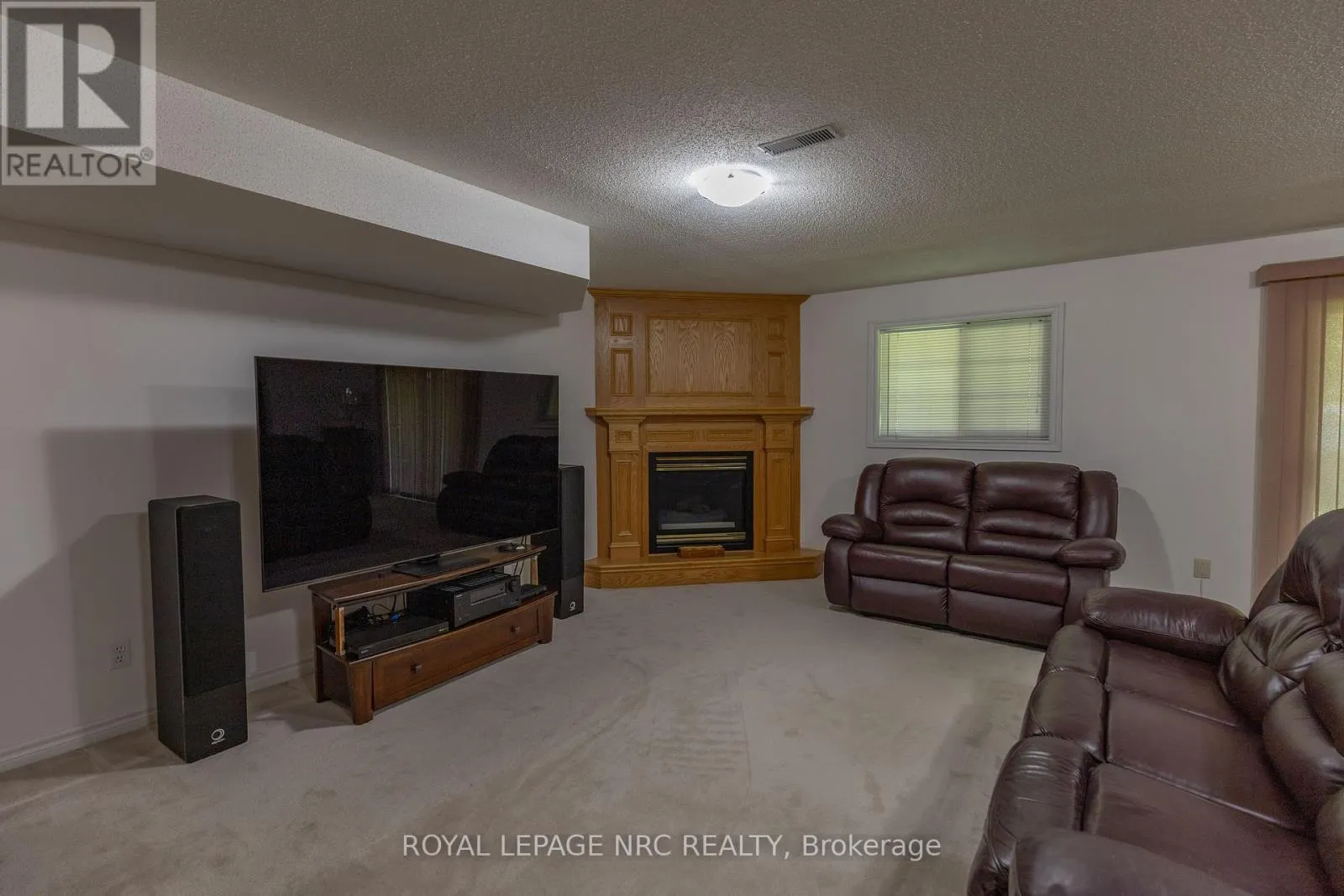 5 KINSMAN COURT
