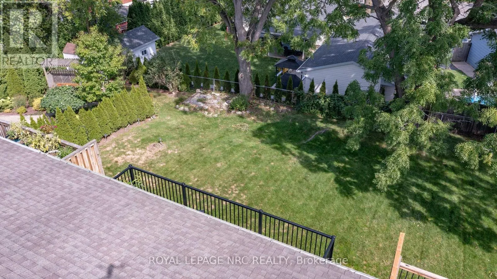 5 KINSMAN COURT