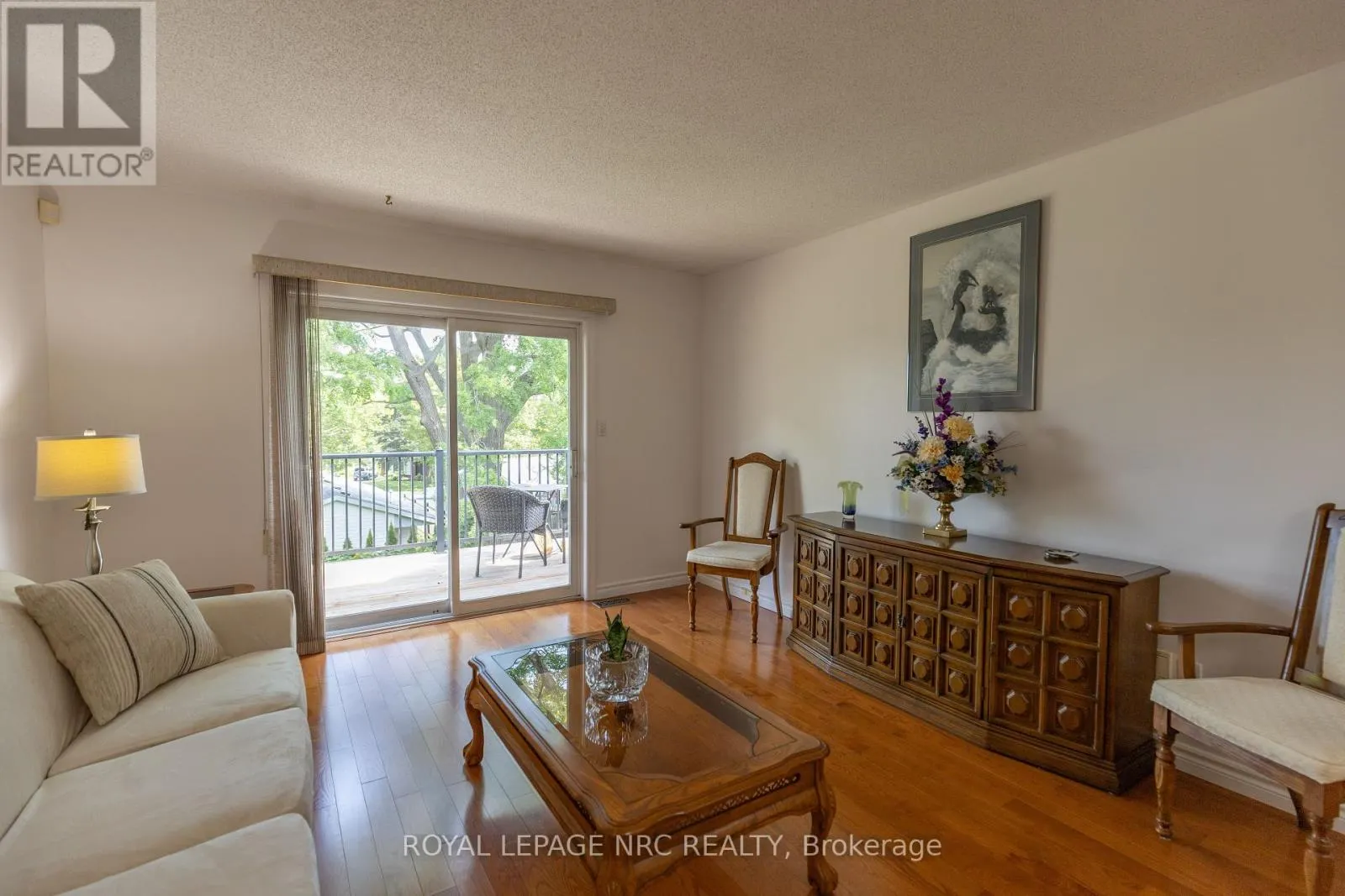 5 KINSMAN COURT