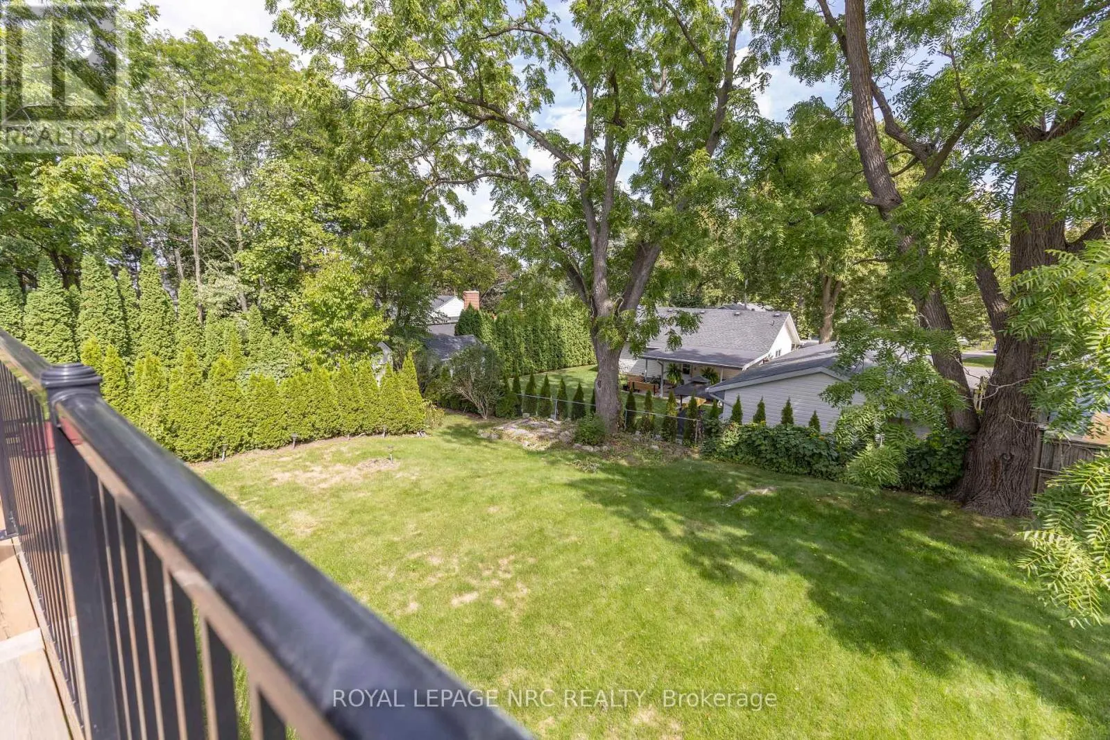 5 KINSMAN COURT