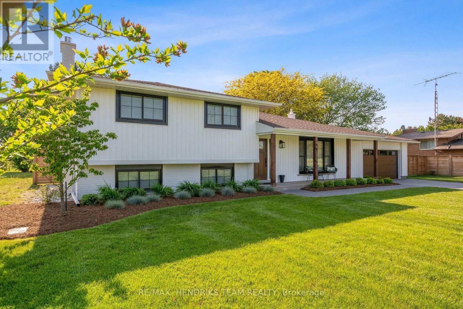 1892 CONCESSION 4 ROAD
