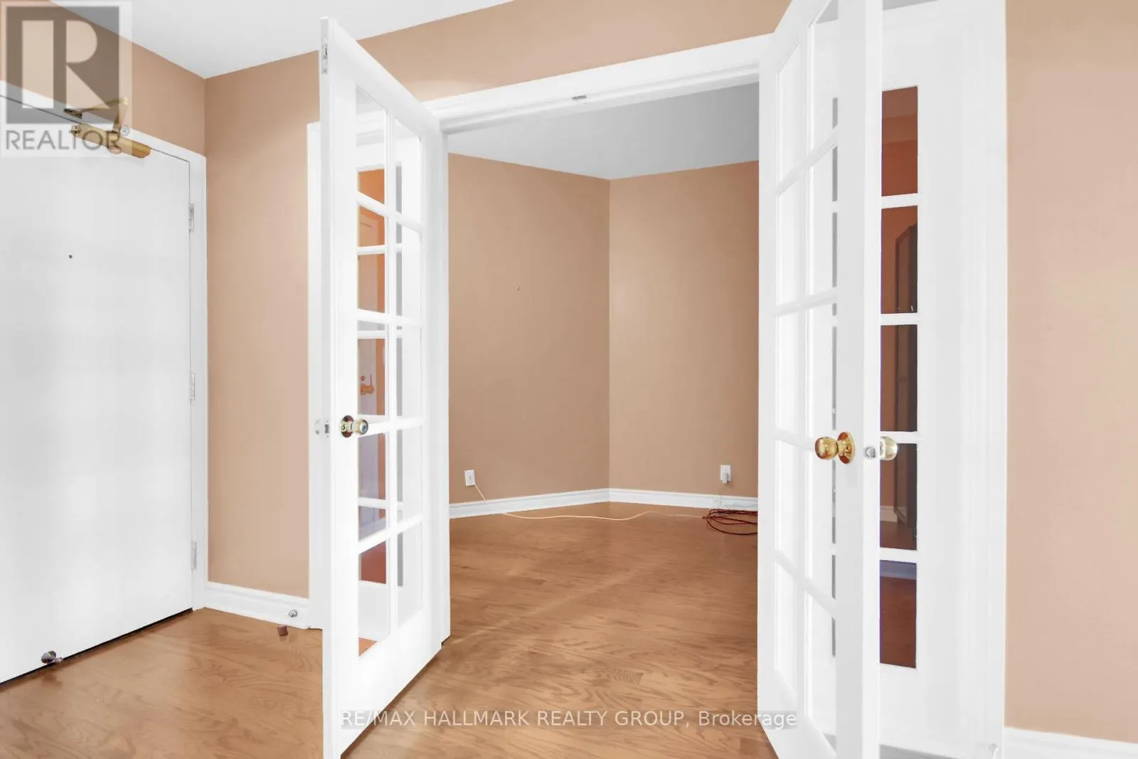 608 - 136 DARLINGTON PRIVATE