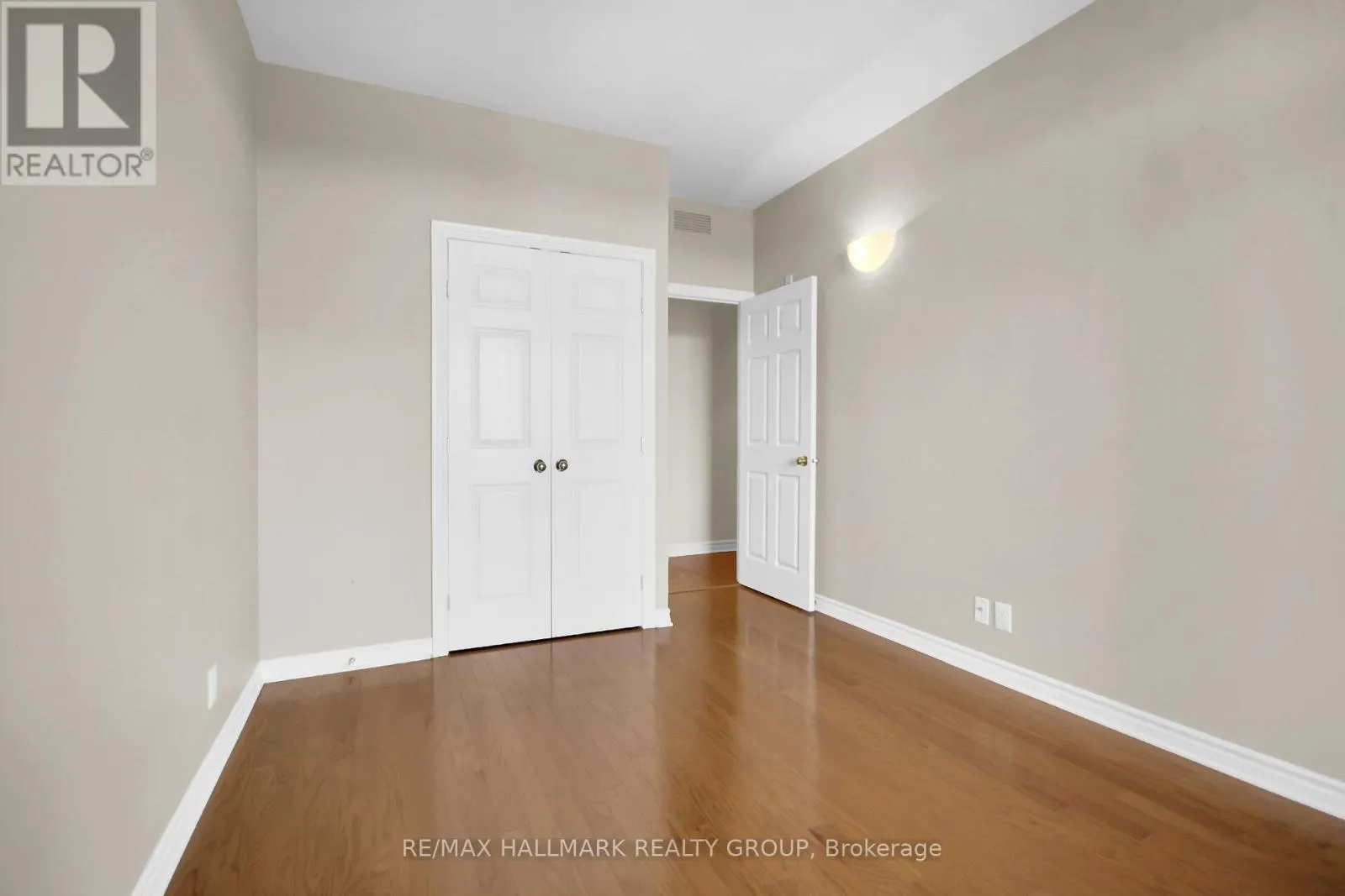 608 - 136 DARLINGTON PRIVATE