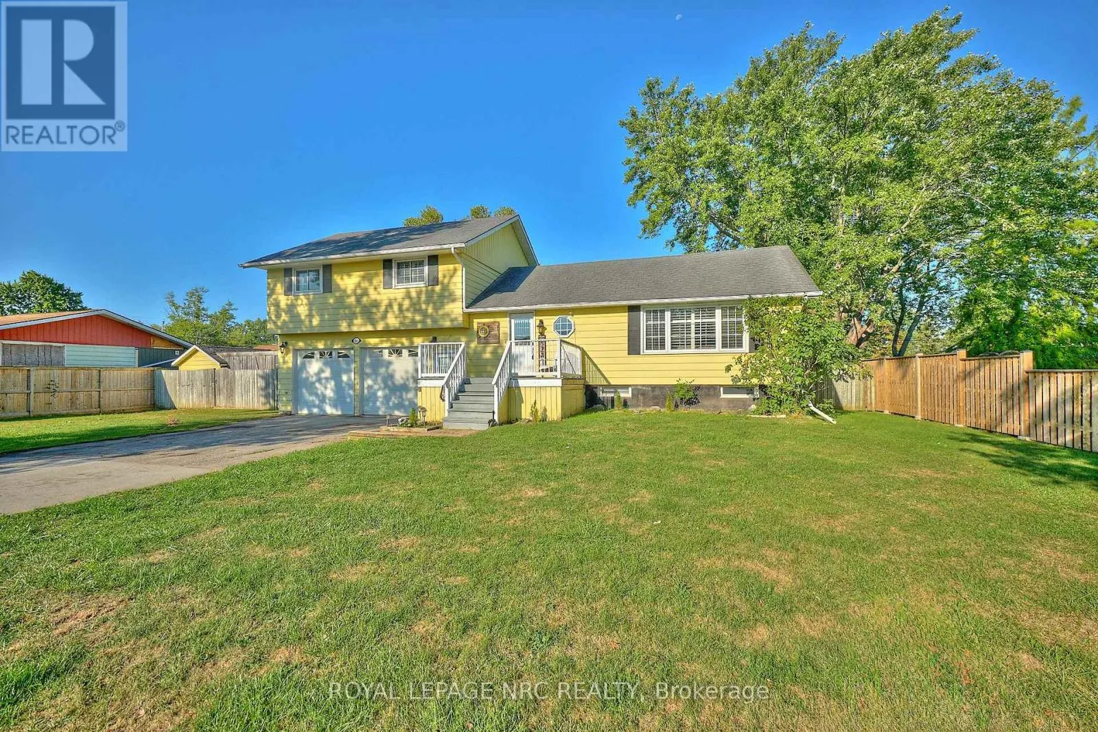 489 LAKESIDE ROAD