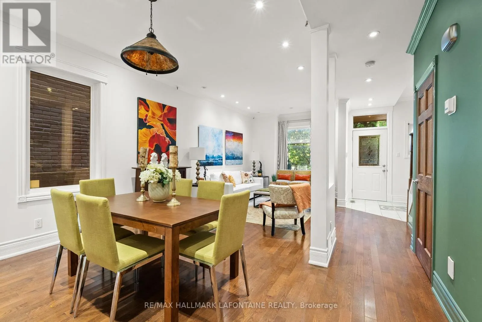 13 CATHCART SQUARE