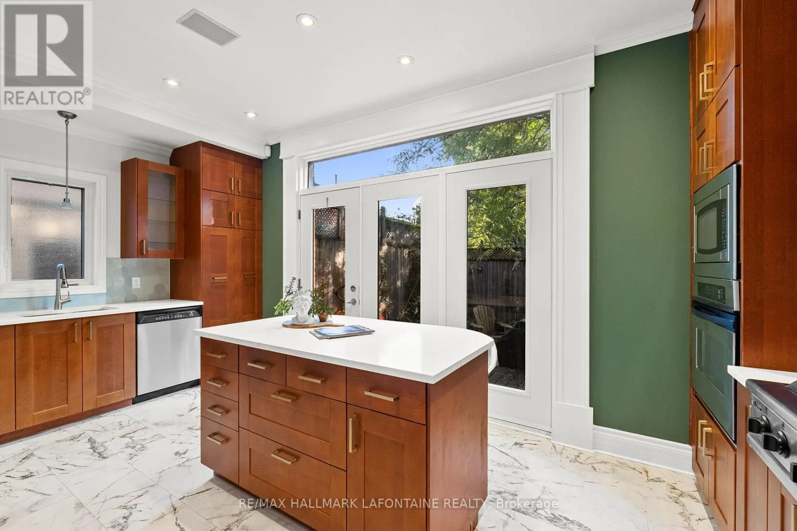 13 CATHCART SQUARE