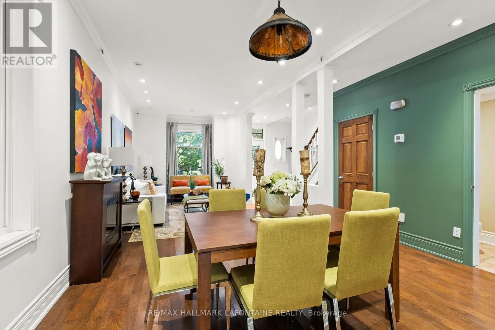 13 CATHCART SQUARE