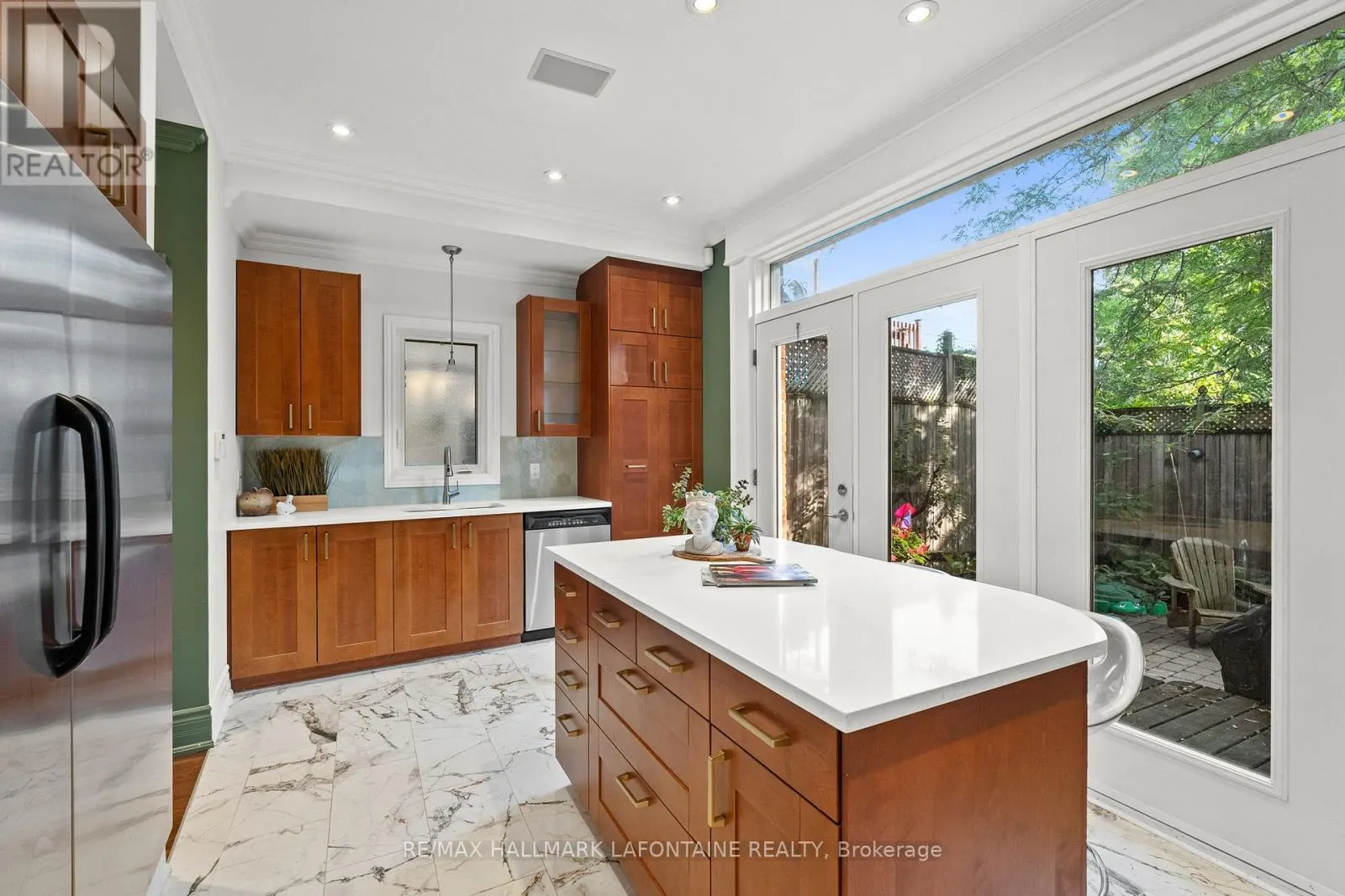 13 CATHCART SQUARE