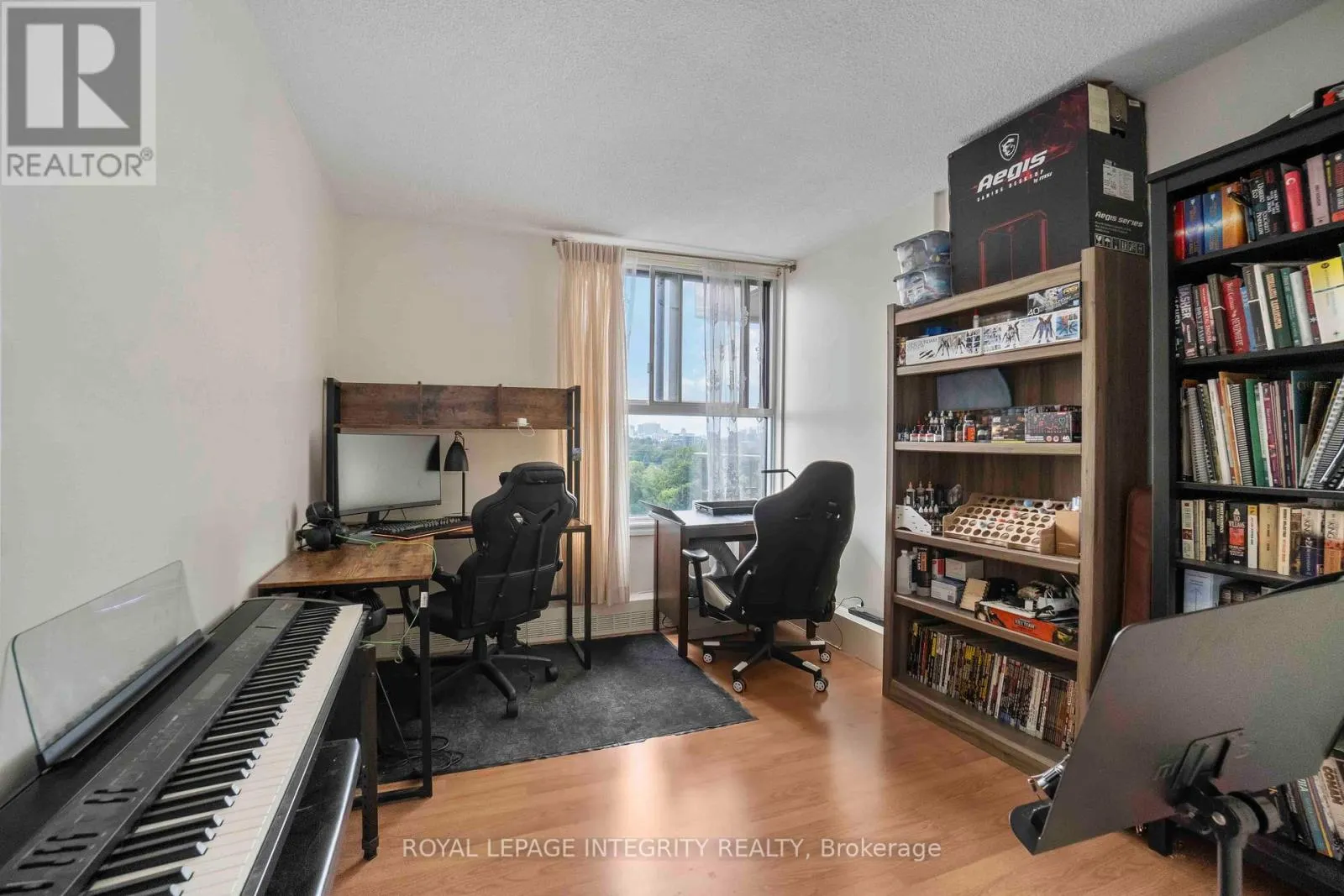 1003 - 1785 FROBISHER LANE