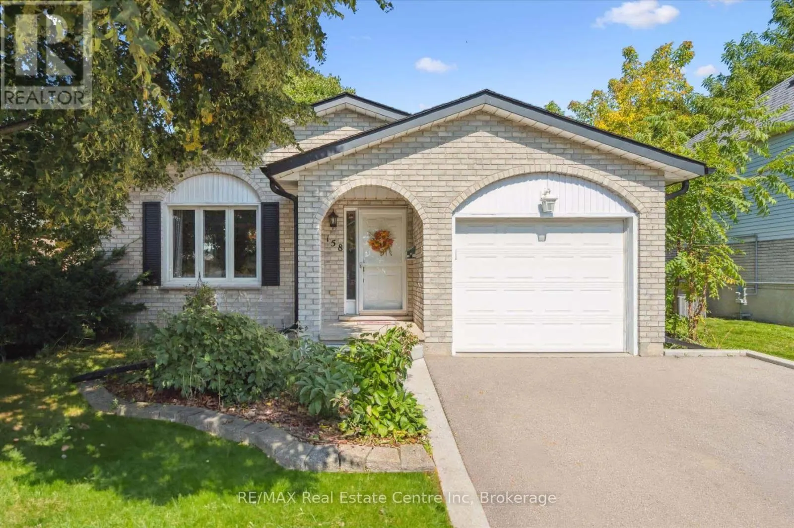 158 BARNICKE DRIVE